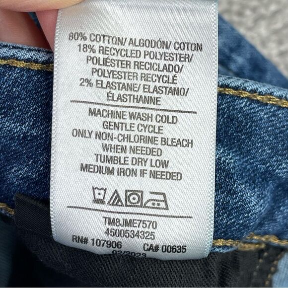 HUDSON Heidi Jeans Women’s 32X30 Blue Flare High Rise Distressed Stretch Denim - Picture 7 of 13